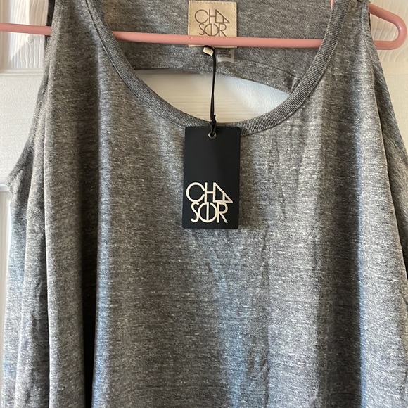 Chaser cold shoulder back cutout long sleeve tee - Picture 4 of 7